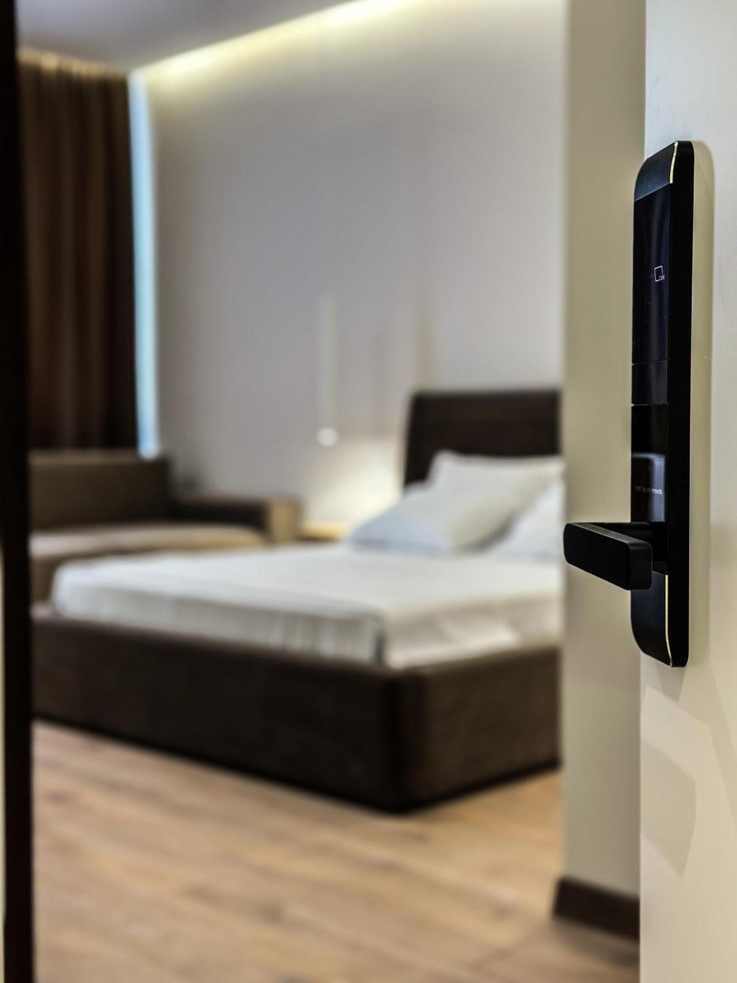 Alexander & Apartment Durres